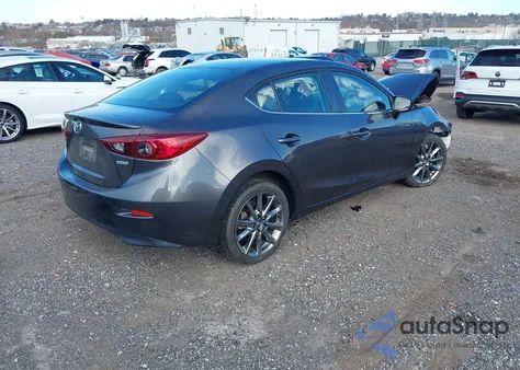 2018 Mazda Mazda3 Touring из США, поврежденный, VIN 3MZBN1V37JM247465